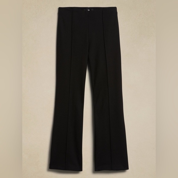 NWT! Banana Republic Black Crop Flare Everywhere Ponte Pant - Multiple🤎 - Picture 6 of 12